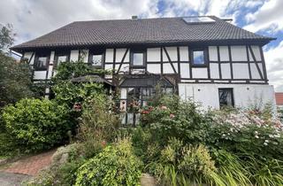 Haus kaufen in 34479 Breuna, Idyllisch gelegnes Zentrales Familienhaus mit Scheune und Garten