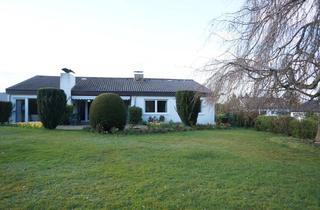 Haus kaufen in 88400 Biberach, Schöner Bungalow mit großzügigem Grundriss, Doppelgarage und großem Garten in Biberach/Riß