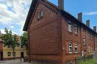Mehrfamilienhaus kaufen in 39365 Eilsleben, Günstig zu eigenem Wohnraum ! Saniertes Mehrfamilienhaus mit 4 Wohneinheiten davon 2 WE vermietet.