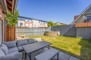 Doppelhaushälfte kaufen in 30855 Langenhagen, Kaltenweide: Moderne Doppelhaushälfte mit Garage, Kamin und EBK