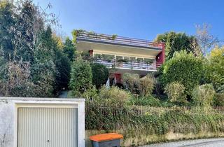 Haus kaufen in Marienhöhe, 53424 Remagen, Wohnhaus mit Dachterrasse in Hanglage mit Blick auf den Rhein und Löwenburg (Siebengebirge)