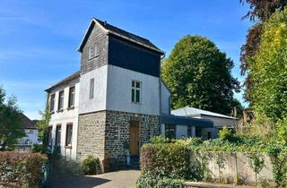 Haus kaufen in 58809 Neuenrade, Altes Herz trifft neuen Glanz – Altbau mit modernem Anbau für Ihre Selbstverwirklichung