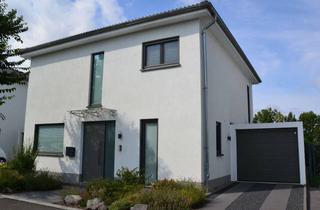 Villa kaufen in 53881 Euskirchen, Hochwertige Stadtvilla mit Vollausstattung und unverbaubaren Ausblick