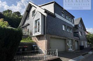 Doppelhaushälfte kaufen in 57258 Freudenberg, Gepflegte Doppelhaushälfte mit Doppelgarage in ruhiger Lage von Freudenberg-Oberfischbach