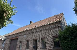 Bauernhaus kaufen in 41517 Grevenbroich, BAUERNHOF HOFSTELLE BAUERNHAUS MIT SCHEUNE UND INNENHOF ALS NUTZFLÄCHE