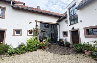 Haus kaufen in 54579 Üxheim, Dreiseitig umbautes Hofensemble mit EVENTSCHEUNE in der Vulkaneifel