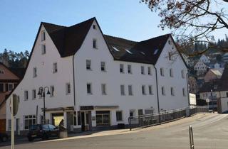 Mehrfamilienhaus kaufen in 72213 Altensteig, Attraktives Mehrfamilienhaus