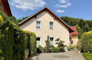 Einfamilienhaus kaufen in 37339 Hundeshagen, Freistehendes Einfamilienhaus mit ca. 240 m² Wohnfläche in wunderschöner Natur