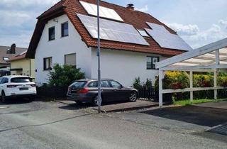 Haus kaufen in 35102 Lohra, Voll vermietetes Drei-Familien-Haus in Lohra zu verkaufen.