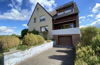 Haus kaufen in 32120 Hiddenhausen, Attraktives Zweifamilienhaus in Hiddenhausen-Oetinghausen zu sofort