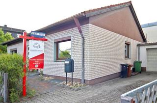 Einfamilienhaus kaufen in Bogenstraße 54, 90537 Feucht, Freistehendes Einfamilienhaus in Feucht – gepflegt, modernisiert und mit Garten