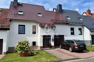 Reihenhaus kaufen in 04643 Geithain, *** Großzügiges Reihenhaus mit Gartenparadies, Poolvergnügen, Garage – viel Platz für Familie ***