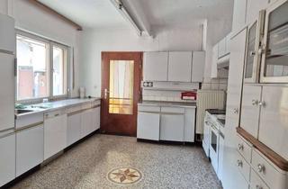 Bauernhaus kaufen in 65510 Idstein, Ehemaliger Bauernhof mit viel Platz für die ganze Familie