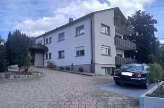 Haus kaufen in 78078 Niedereschach, Platz für Generationen – Gepflegtes 3-Familienhaus mit Gartengrundstück