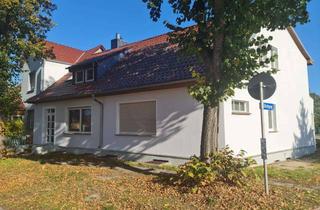 Doppelhaushälfte kaufen in Alte Dorfstr, 14715 Milower Land, Geräumige, günstige 18-Zimmer-Doppelhaushälfte in Milower Land Natur eingebunden Nebengebäude