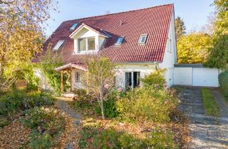 Einfamilienhaus kaufen in 23627 Groß Sarau, Zuhause ankommen: Einfamilienhaus mit Garten und Terrassen