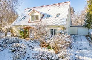 Einfamilienhaus kaufen in 23627 Groß Sarau, Zuhause ankommen: Einfamilienhaus mit Garten und Terrassen