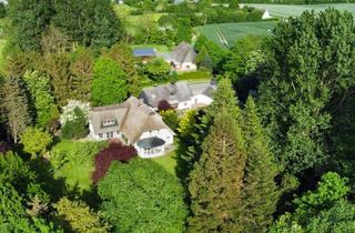 Haus kaufen in 24392 Boren, Ihr Reetdachensemble in Schleinähe!