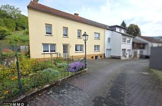 Haus kaufen in 54669 Bollendorf, Zwei Häuser zum Preis von einem – vielseitiges Immobilienangebot in ruhiger Seitenstraße