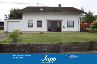 Einfamilienhaus kaufen in 56767 Kolverath, Gemütliches Einfamilienhaus mit Garten, Garage und Blick ins Grüne am Ortsrand von Kolverath