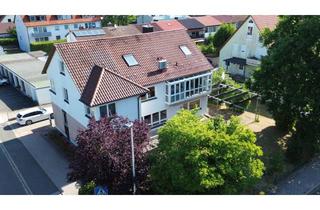 Haus kaufen in 91074 Herzogenaurach, Zweifamilienhaus mit einer Wohnung und einer Gewerbeeinheit/Praxis - Herzogenaurach-Schulzentrum Süd