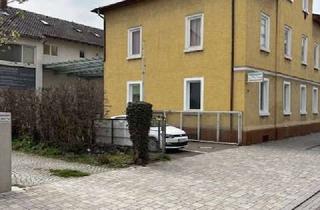 Haus kaufen in 73033 Göppingen, Großzügiges 3-Familienhaus in sehr guter Stadtlage von Göppingen-Zentrum.