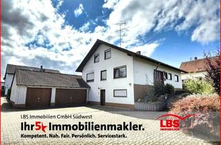 Einfamilienhaus kaufen in 88605 Meßkirch, Großzügiges Einfamilienhaus mit Einliegerwohnung, kleinem Teich, 3 Garagen und 4 Stellplätzen