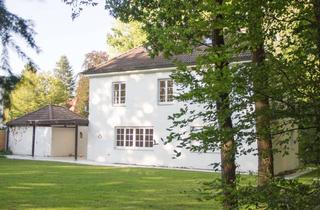 Villa kaufen in 82166 Gräfelfing, Zeitlose Villa mit Traumgrundstück