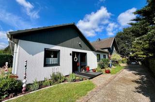 Haus kaufen in 23812 Wahlstedt, Zweifamilienhaus zu verkaufen!