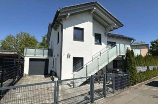Haus kaufen in 86391 Stadtbergen, Katip | Neuwertiges Zweifamilienhaus mit luxuriöser Ausstattung und schönem Garten in Stadtbergen