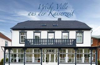Villa kaufen in Am Lotsenberg 11, 23570 Travemünde, Weiße Villa in Travemünde. Nur 200 m von der Trave entfernt. In gehobener Wohnlage von Travemünde
