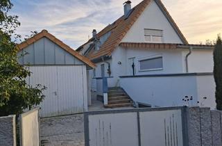 Doppelhaushälfte kaufen in 73035 Göppingen, Attraktive 4,5-Zimmer-Doppelhaushälfte in Göppingen