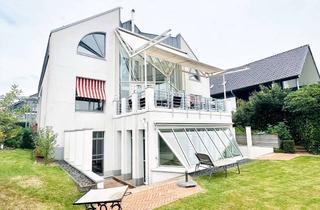 Villa kaufen in 51519 Odenthal, Architektenvilla in Schiffs-Optik mit Blick auf Köln