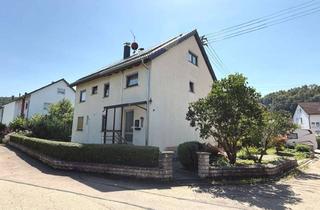 Haus kaufen in 89173 Lonsee, Voll vermietetes 3- Familienhaus mit neu renovierter Dachgeschosswohnung in Lonsee/ Urspring