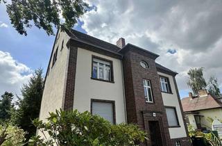 Villa kaufen in Kleinschewskystraße 59, 12555 Köpenick, Repräsentative Stadtvilla mit Praxis, Wohnungen und großem Garten - Ausbaureserve inklusive