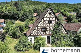 Bauernhaus kaufen in 91230 Happurg, Für Liebhaber! Renov.-bed. Bauernhaus (Denkmalschutz) mit Scheune!