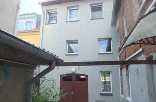 Mehrfamilienhaus kaufen in 16816 Neuruppin, Voll vermietetes Mehrfamilienhaus im Herzen der Altstadt von Neuruppin