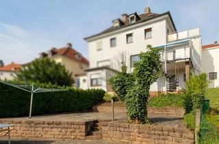 Doppelhaushälfte kaufen in 36251 Bad Hersfeld, RESERVIERT: Doppelhaushälfte mit Balkon, Dachstudio und Garten