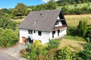 Einfamilienhaus kaufen in 66869 Blaubach, Einfamilienhaus am Feldrand mit Garten, Garage und Potenzial