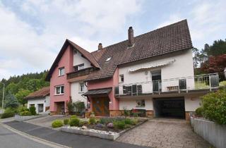 Haus kaufen in 96352 Wilhelmsthal, Großzügiges Zweifamilienhaus mit 4 Garagen in Wilhelmsthal