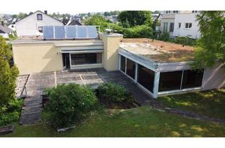 Einfamilienhaus kaufen in 54439 Saarburg, SAARBURG nahe LUX und TRIER, Einfamilienhaus im Bungalowstil mit parkähnlichem Garten