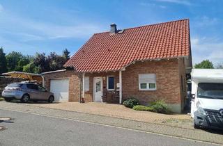 Einfamilienhaus kaufen in 52396 Heimbach, Wo Ruhe wohnt und das Leben blüht... Verklinkertes Einfamilienhaus in ruhiger Stichstraße.