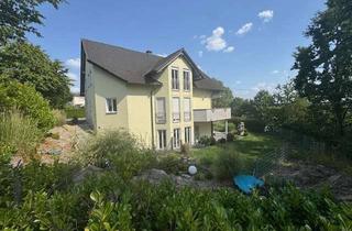 Haus kaufen in 92711 Parkstein, Traumobjekt mit reichlich Platz in unverbaubarer Lage ** Balkon** Kaminofen** Pool ** Top **