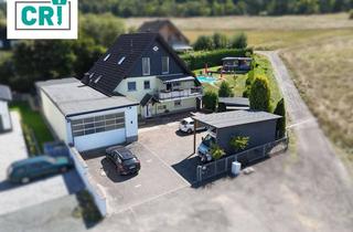 Mehrfamilienhaus kaufen in 35102 Lohra, Ihr Rückzugsort am Feldrand–Mehrfamilienhaus mit Garten, Pool und Sauna in Lohra-Kirchvers