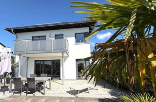 Haus kaufen in 96472 Rödental, Wohnen auf hohem Niveau mit edlen Details und vielen Extras