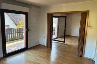 Haus kaufen in 76599 Weisenbach, Gemütliches 1-Familienhaus mit wunderbarem Schwarzwaldblick