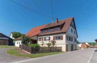 Bauernhaus kaufen in 72226 Simmersfeld, Charaktervolles Bauernhaus mit Scheune & viel Potenzial – kein Denkmalschutz!