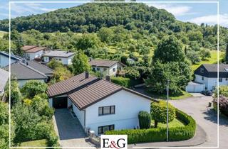 Haus kaufen in 71720 Oberstenfeld, Familienidyll in gehobener Lage von Oberstenfeld mit Einliegerwohnung, 2 Garagen und schönem Garten