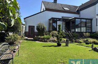 Doppelhaushälfte kaufen in 58710 Menden, Lendringsen: Entkernte und sanierungsbedürftige Doppelhaushälfte für den Handwerker!