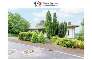 Einfamilienhaus kaufen in 54584 Feusdorf, Neuer Preis! Freistehendes Einfamilienhaus mit Weitblick in Feusdorf - Garten & Garage